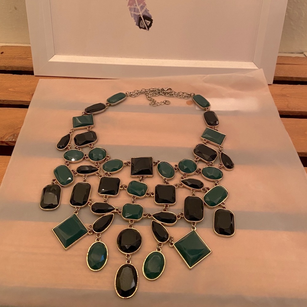 Statement necklace